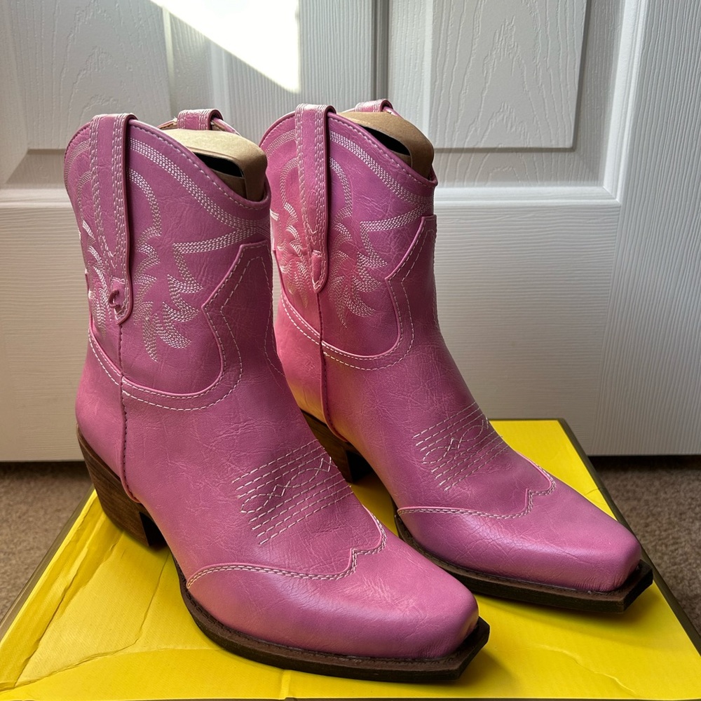 Circus NY by Sam Edelman Josephina Boots